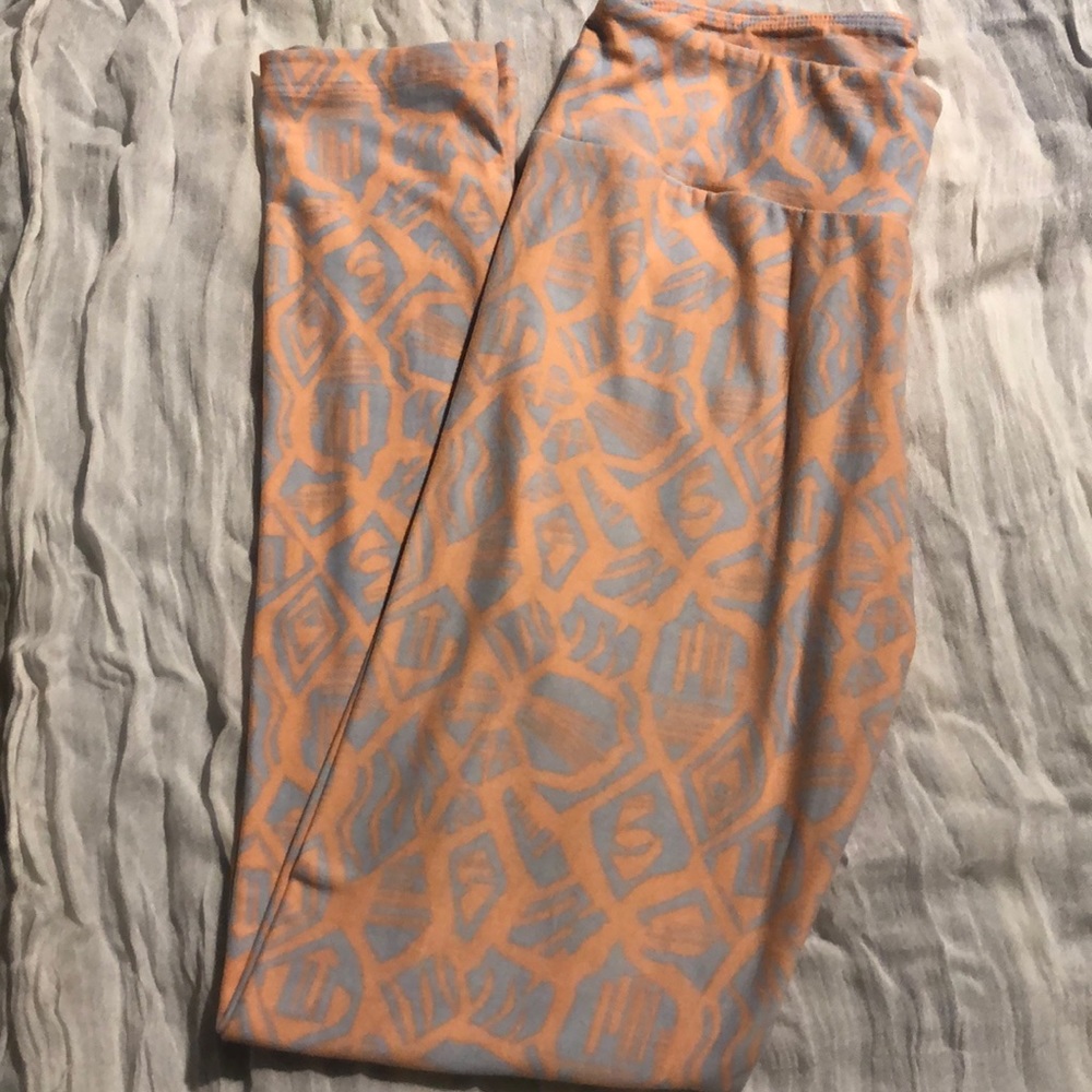 LuLaRoe leggings